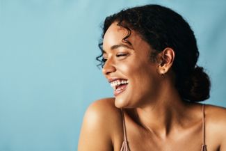 What Are the Prettiest Hairstyles For Shoulder-Length Hair?