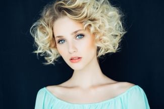 To Bop or Not to Bop? Bobs in Long Hairstyles