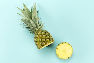 How to Pick and Use a Pineapple