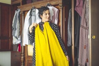 Clever Clothing Tips To Make You Look Shorter