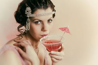 1920s Glamour: the Fashions and Trends