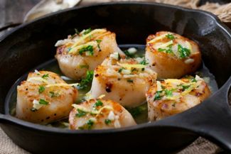 Everything You Need to Know to Prepare Scallops