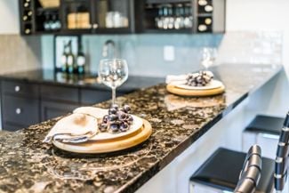 Quartz or Granite: Which Is Better For Your Build?