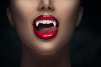 10 Female Vampires who Will Scare You Bloodless