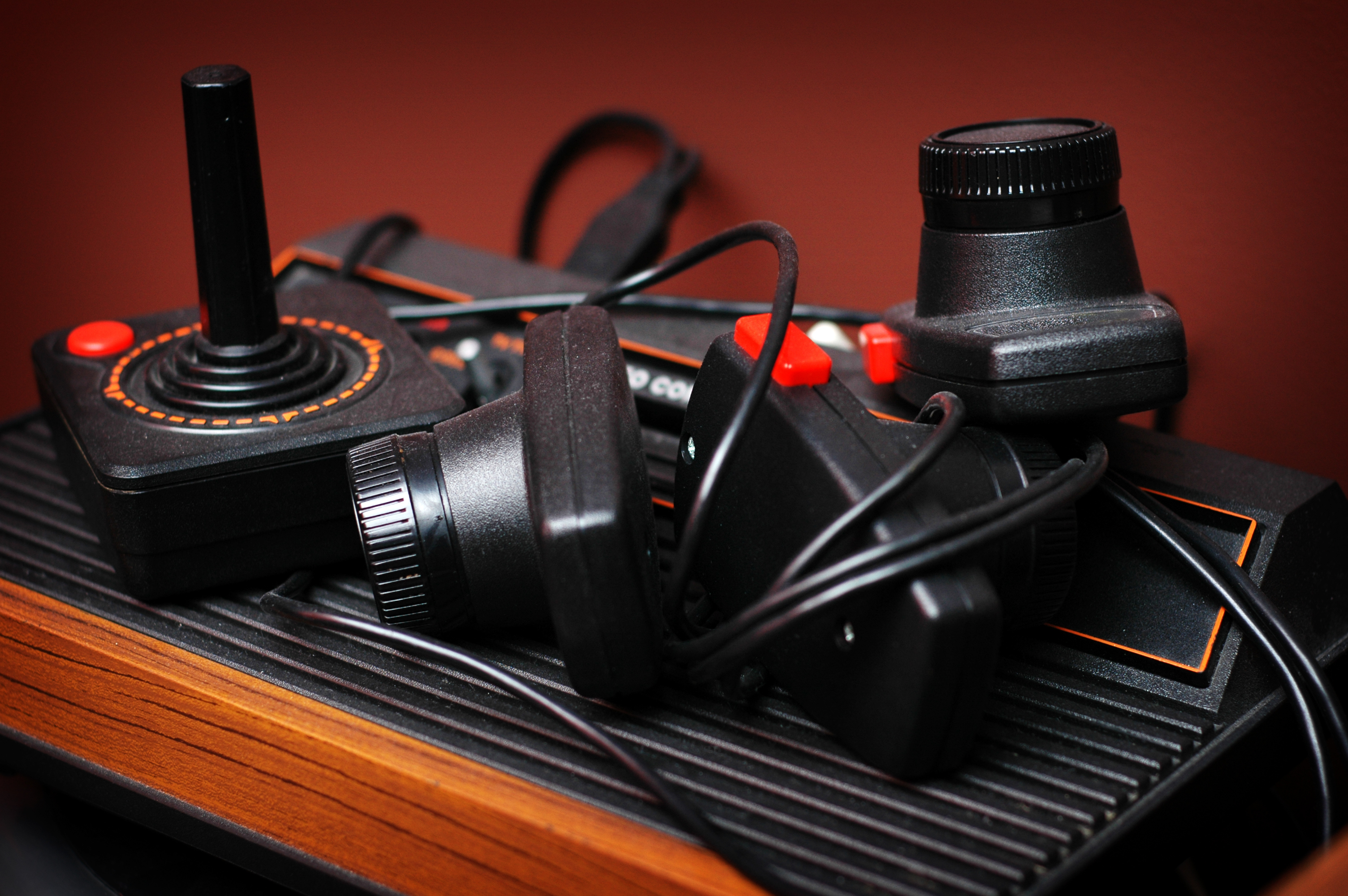 Vintage vs. Antique Learn to Spot the Contrast The Habitat