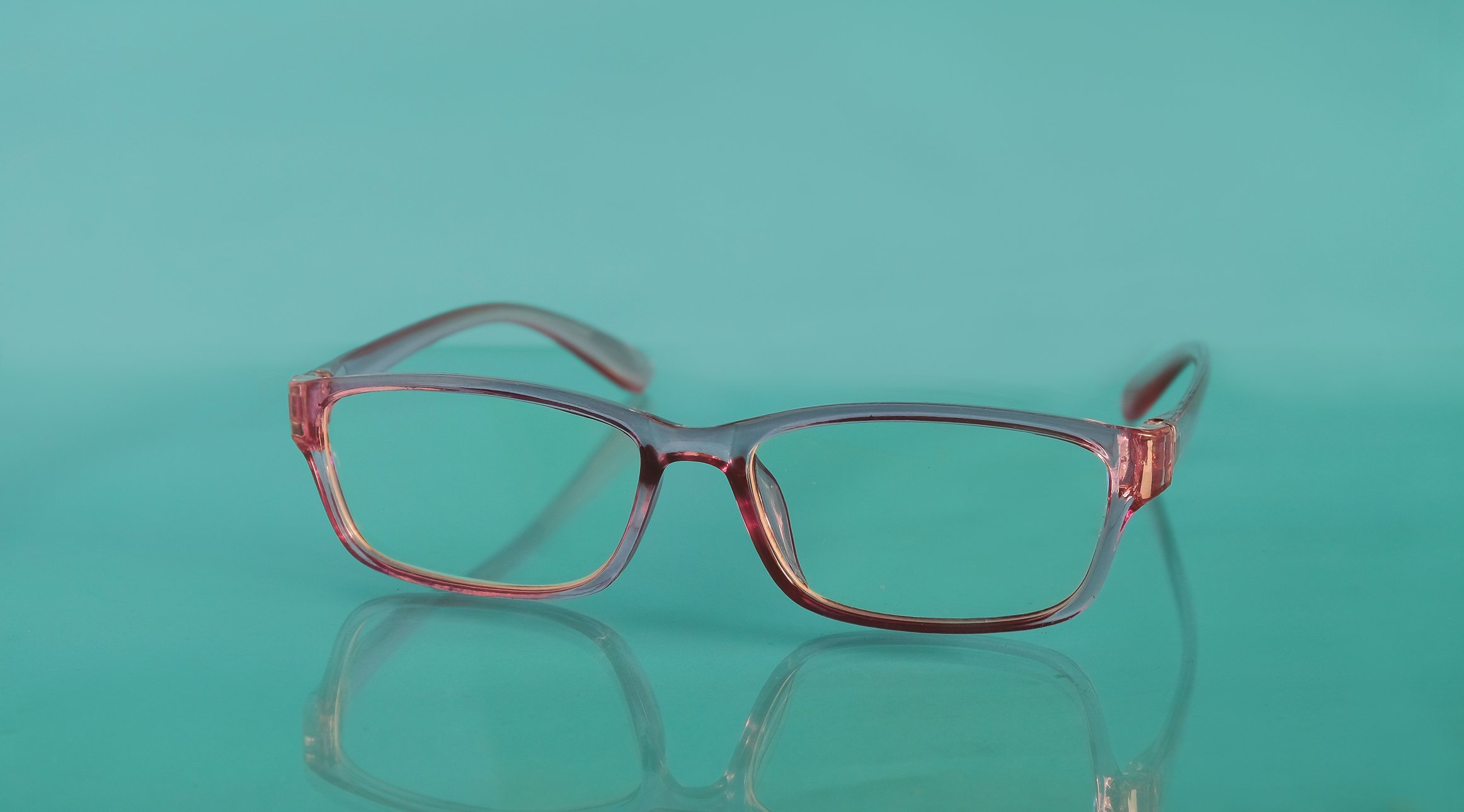 Super Stylish Eyeglass Frames for Women Over 50 The Habitat